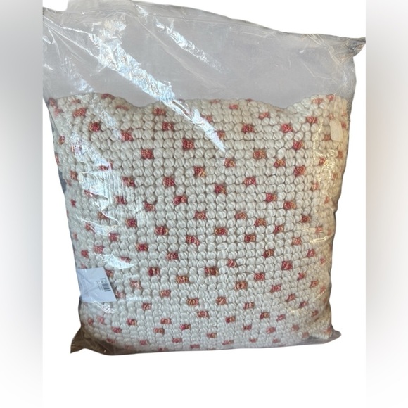 Mina Victory Outdoor Pillows Loop Dots 18"X18" Orange Indoor/Outdoor Throw - Picture 11 of 11